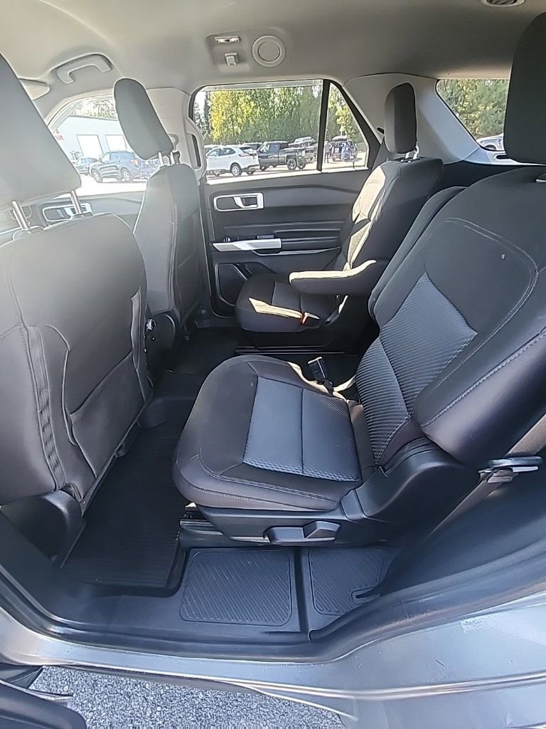 Used 2022 Ford Explorer XLT w/ Class IV Trailer Tow Package image 14