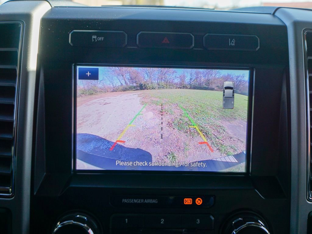 Used 2020 Ford F250 Lariat w/ Chrome Package image 28