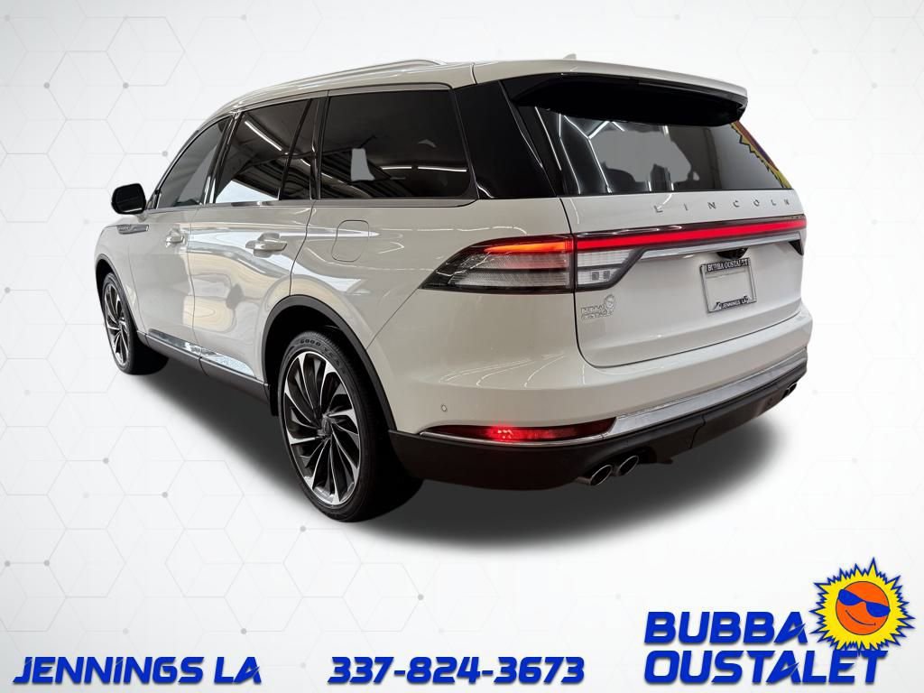 Used 2021 Lincoln Aviator Reserve w/ Equipment Group 202A image 4