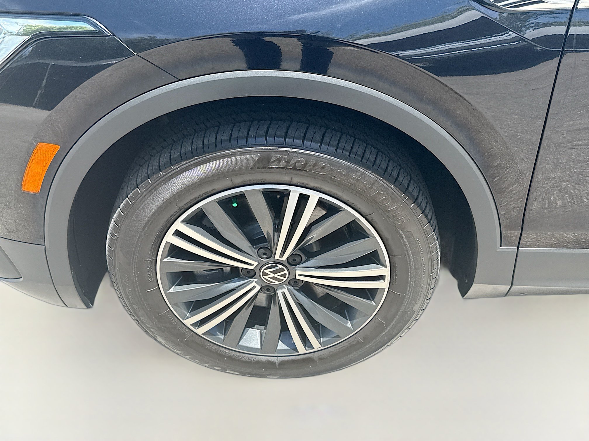 Certified 2024 Volkswagen Tiguan Wolfsburg Edition FWD image 36