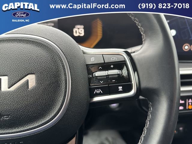 Used 2024 Kia Sorento S image 22