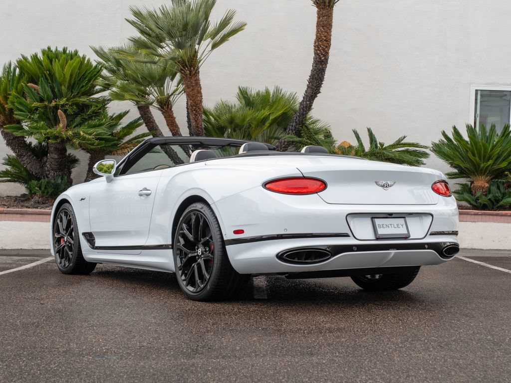 Used 2024 Bentley Continental GT Speed AWD/4WD image 3