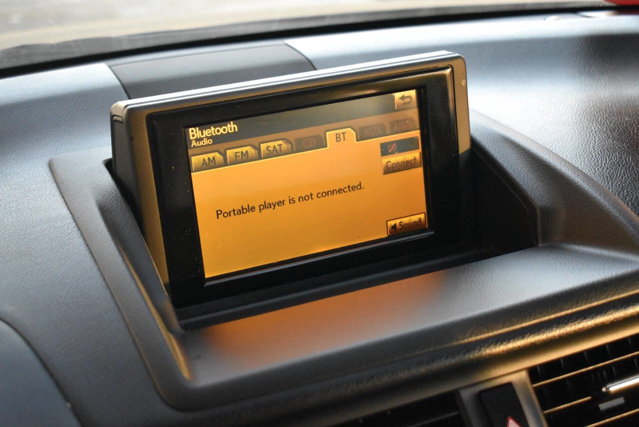 Used 2012 Lexus CT 200h Premium image 27