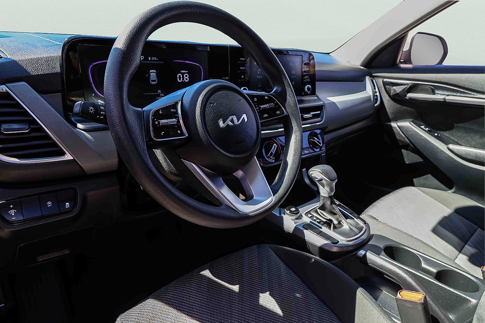 Certified 2024 Kia Seltos LX image 8