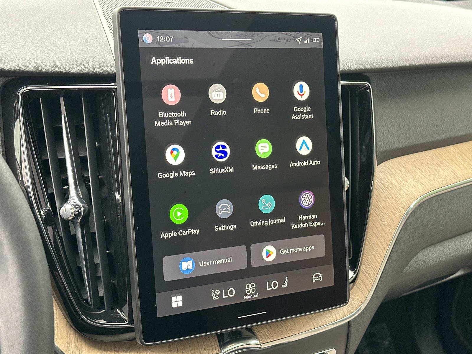 Certified 2026 Volvo XC60 B5 Plus w/ Climate Package image 35