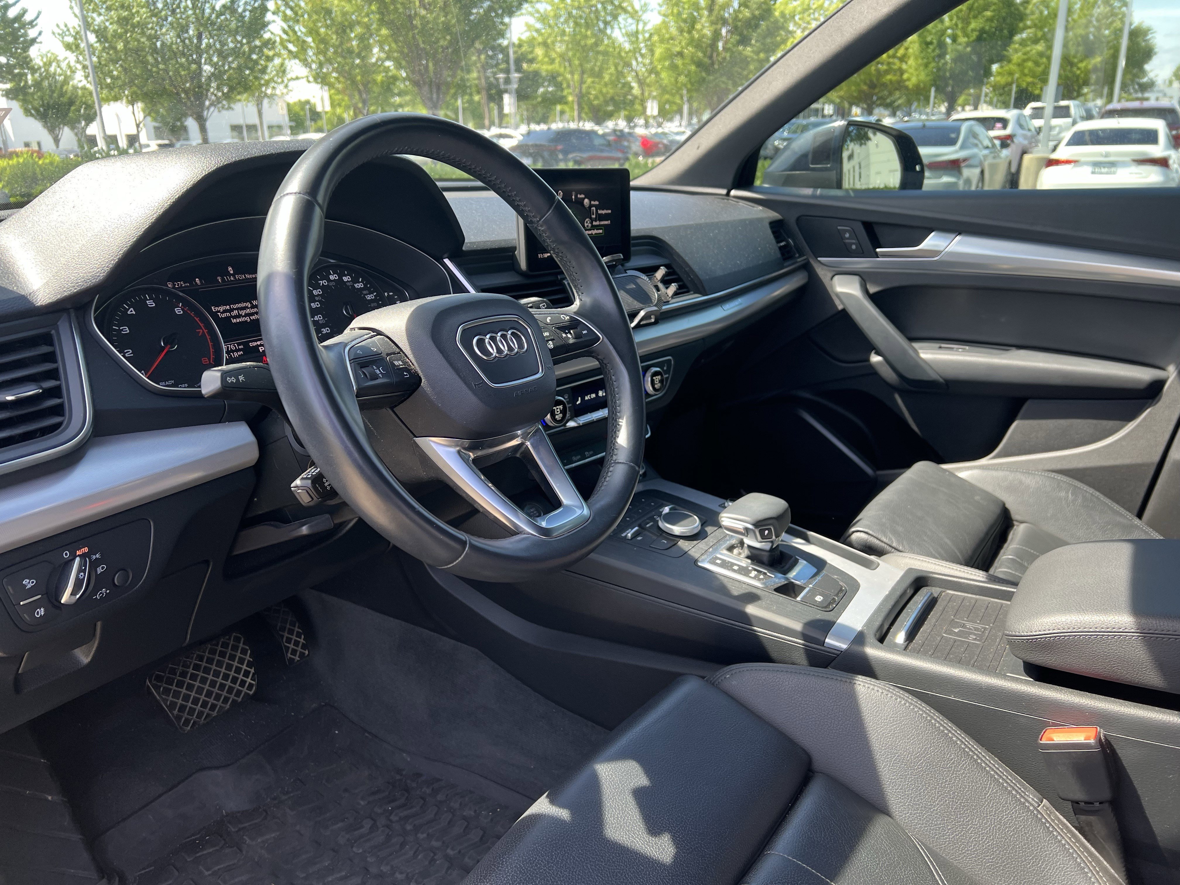 Used 2020 Audi Q5 2.0T Premium w/ Titanium Sport Package AWD/4WD image 17