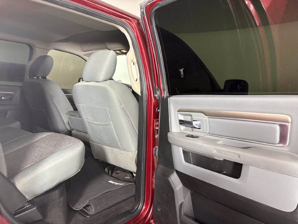 Used 2017 RAM 1500 Big Horn AWD/4WD image 28