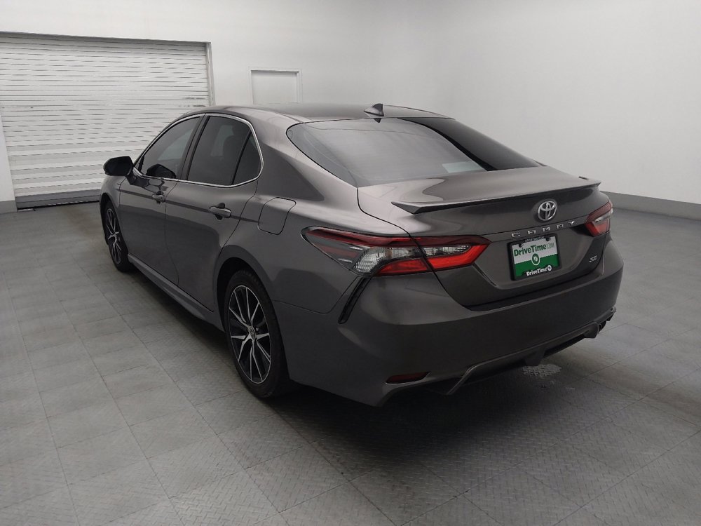 Used 2022 Toyota Camry SE FWD image 5