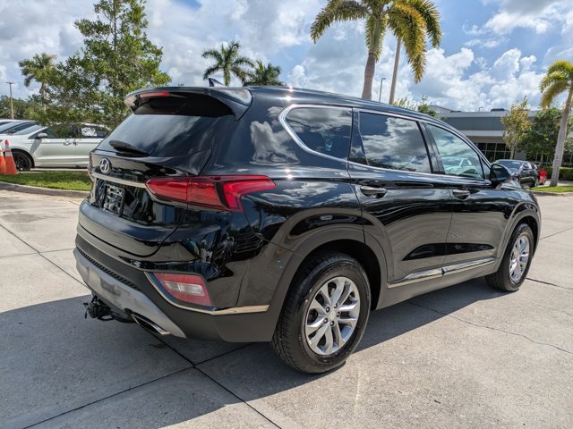 Used 2019 Hyundai Santa Fe SEL image 4