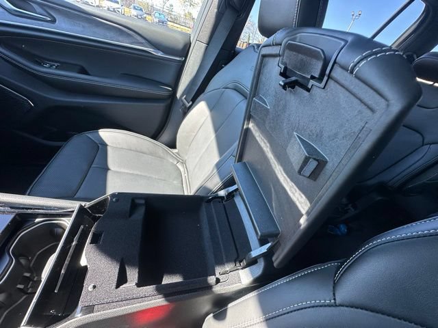 New 2025 Jeep Grand Cherokee L Overland AWD/4WD image 26