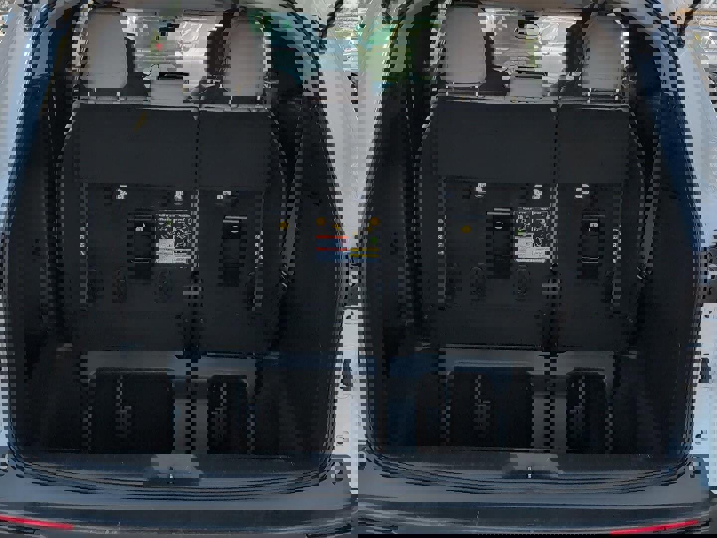 Used 2025 Toyota Sienna LE image 8