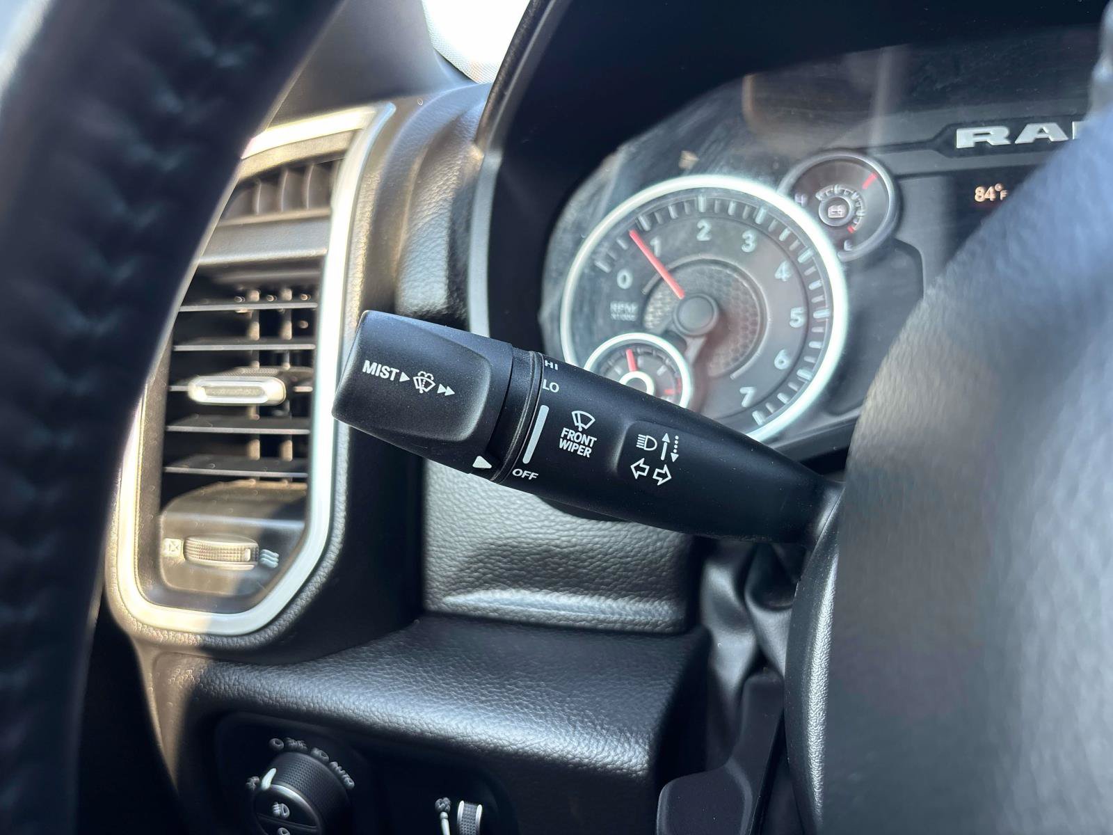 Used 2023 RAM 1500 Big Horn AWD/4WD image 29