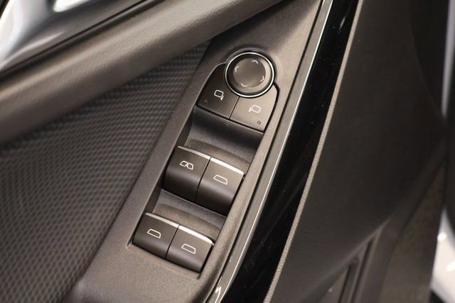 New 2026 Chevrolet Equinox RS image 8