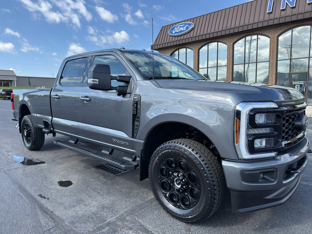 New 2026 Ford F350 XLT AWD/4WD image 2