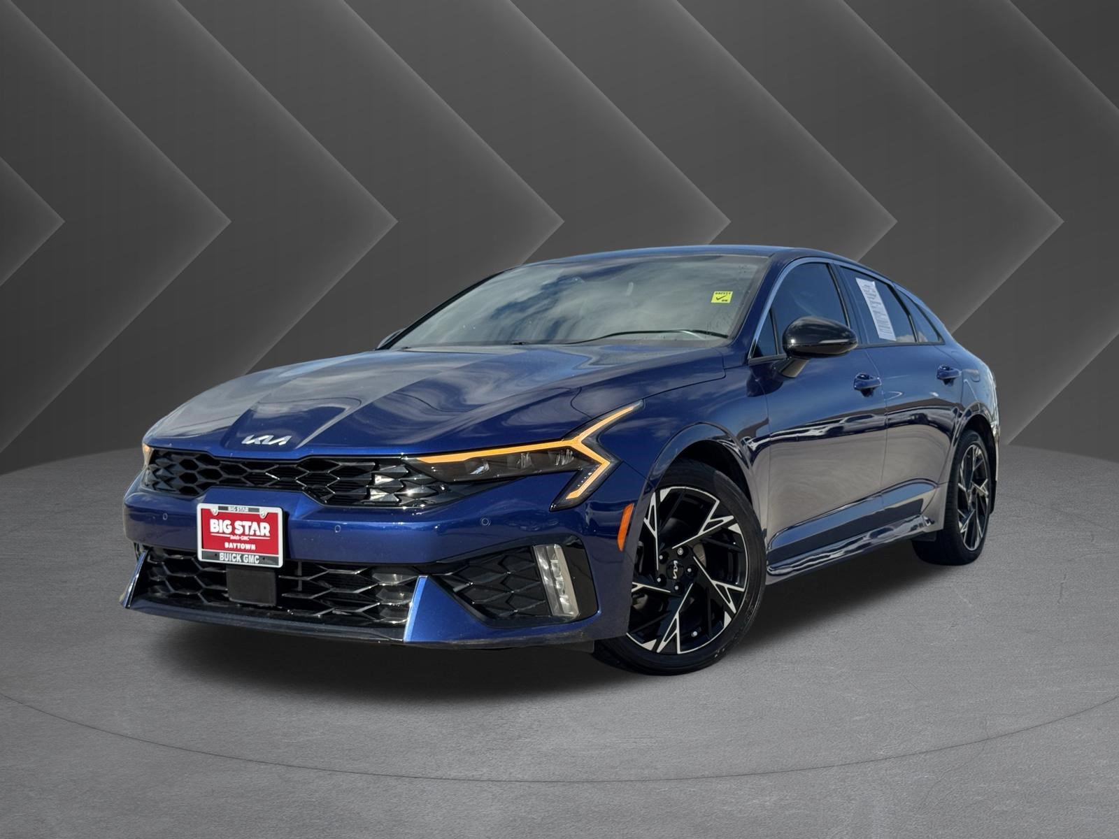 Used 2025 Kia K5 GT-Line w/ GT-Line Premium Package FWD image 2