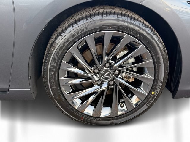 Certified 2024 Lexus ES 300h Ultra Luxury w/ Accessory Package (Z1) FWD image 5