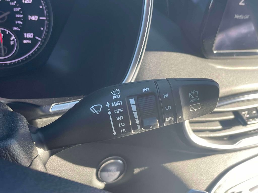 Certified 2023 Hyundai Santa Fe SEL image 24
