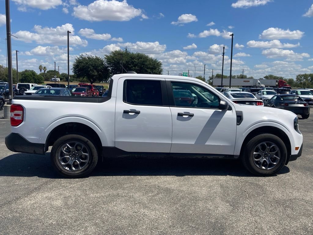 Used 2026 Ford Maverick XLT AWD/4WD image 3