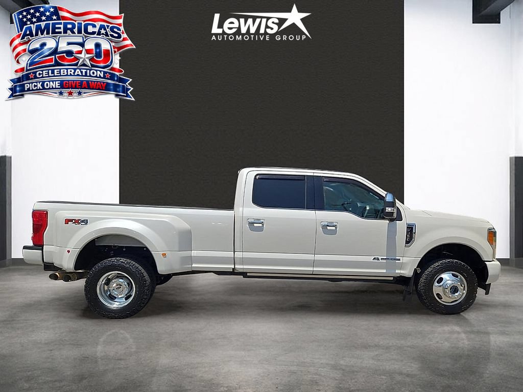 Used 2019 Ford F350 Platinum w/ Platinum Ultimate Package AWD/4WD image 5