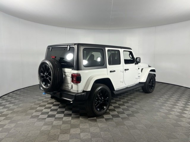 Used 2022 Jeep Wrangler Unlimited Sahara image 10