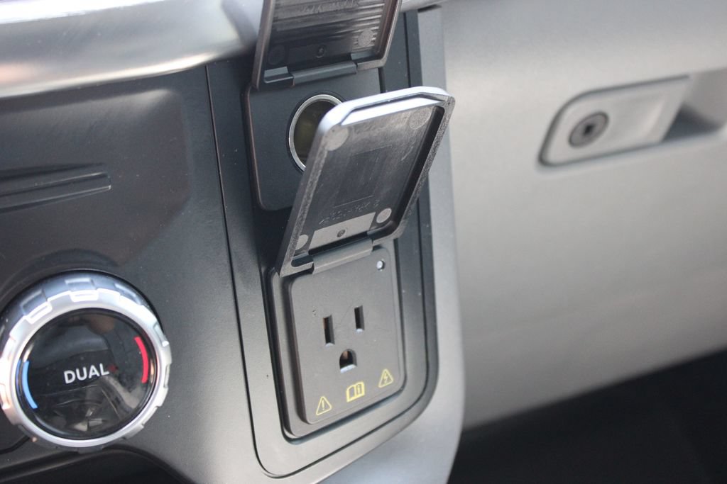 Used 2023 Ford F150 Lariat AWD/4WD image 56