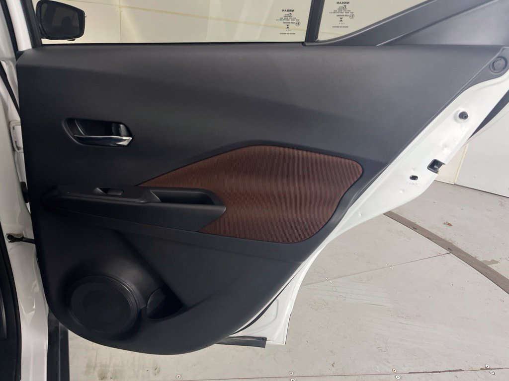 Used 2024 Nissan Kicks SR FWD image 28