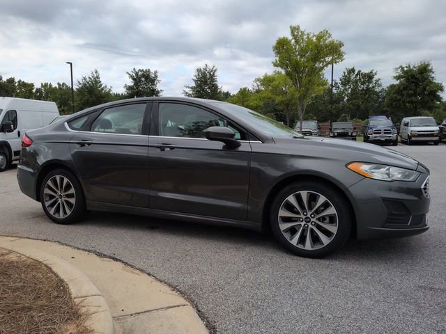 Used 2019 Ford Fusion SE AWD/4WD image 2