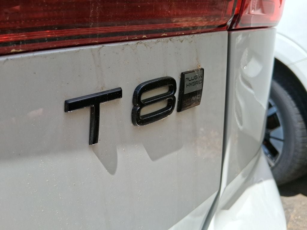 New 2026 Volvo XC60 T8 Ultra w/ Protection Package Premier AWD/4WD image 7