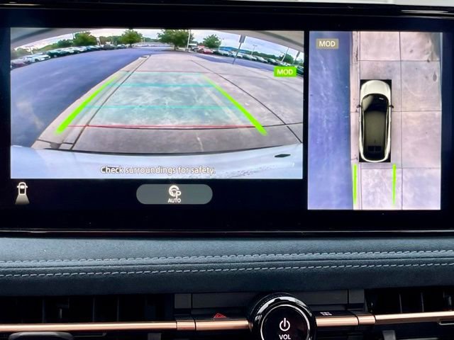 New 2024 Nissan Ariya AWD image 18