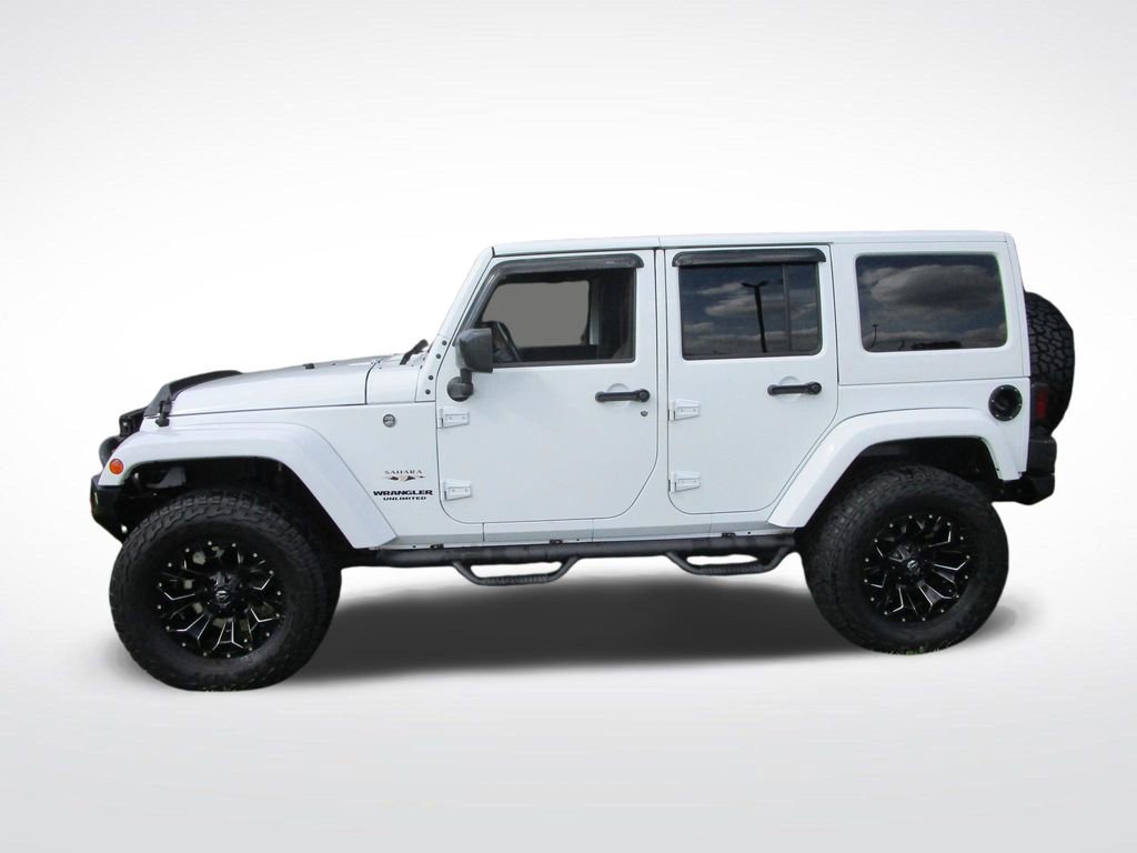 Used 2017 Jeep Wrangler Unlimited Sahara w/ Connectivity Group image 2