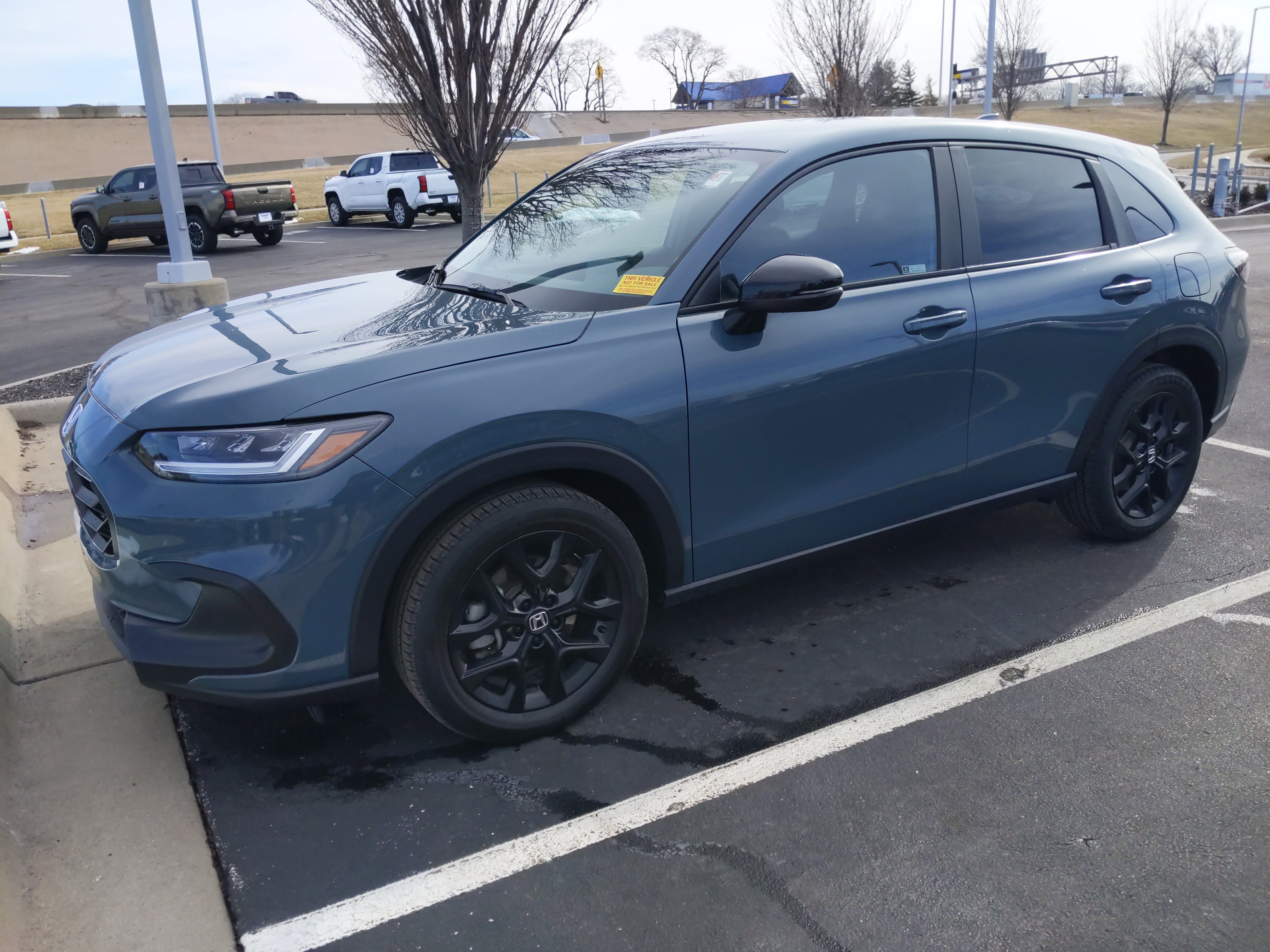 Used 2024 Honda HR-V Sport image 5