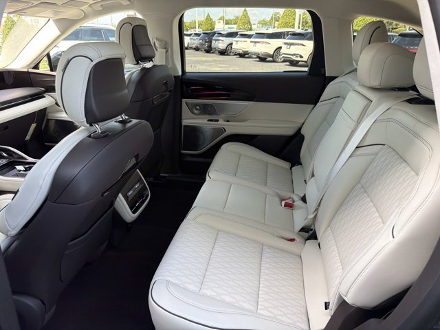 New 2026 Lincoln Nautilus Black Label w/ Jet Appearance Package AWD/4WD image 16