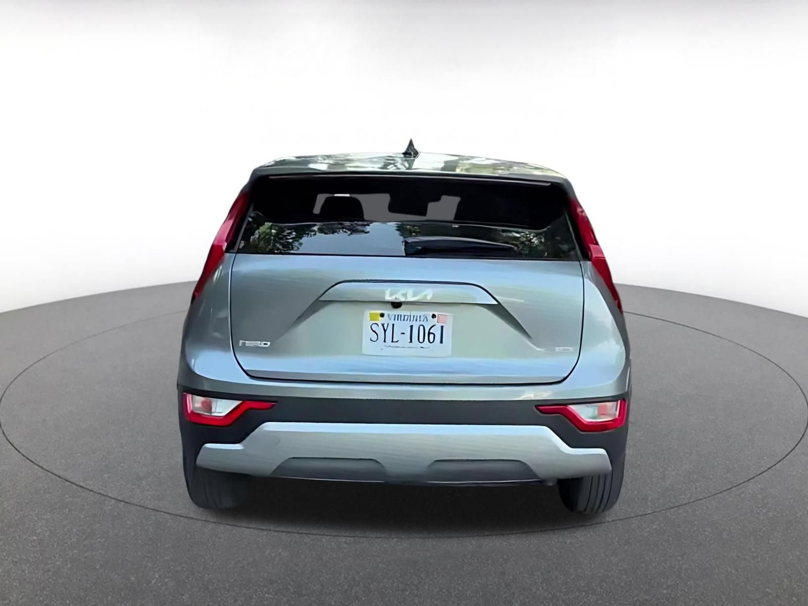 Used 2026 Kia Niro LX FWD image 11