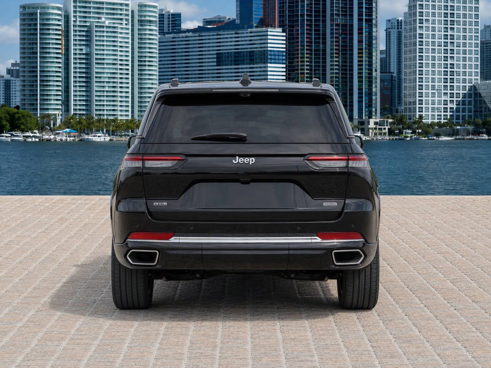 Used 2023 Jeep Grand Cherokee L Overland w/ Luxury Tech Group IV RWD image 4