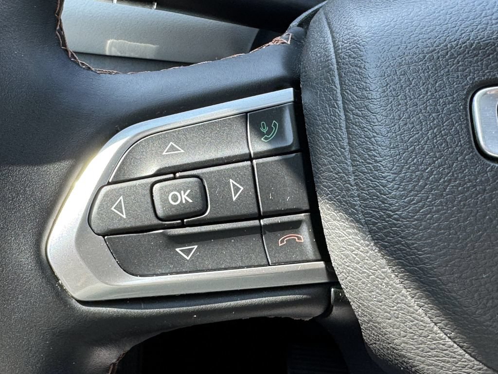 Used 2022 Jeep Compass Limited AWD/4WD image 25