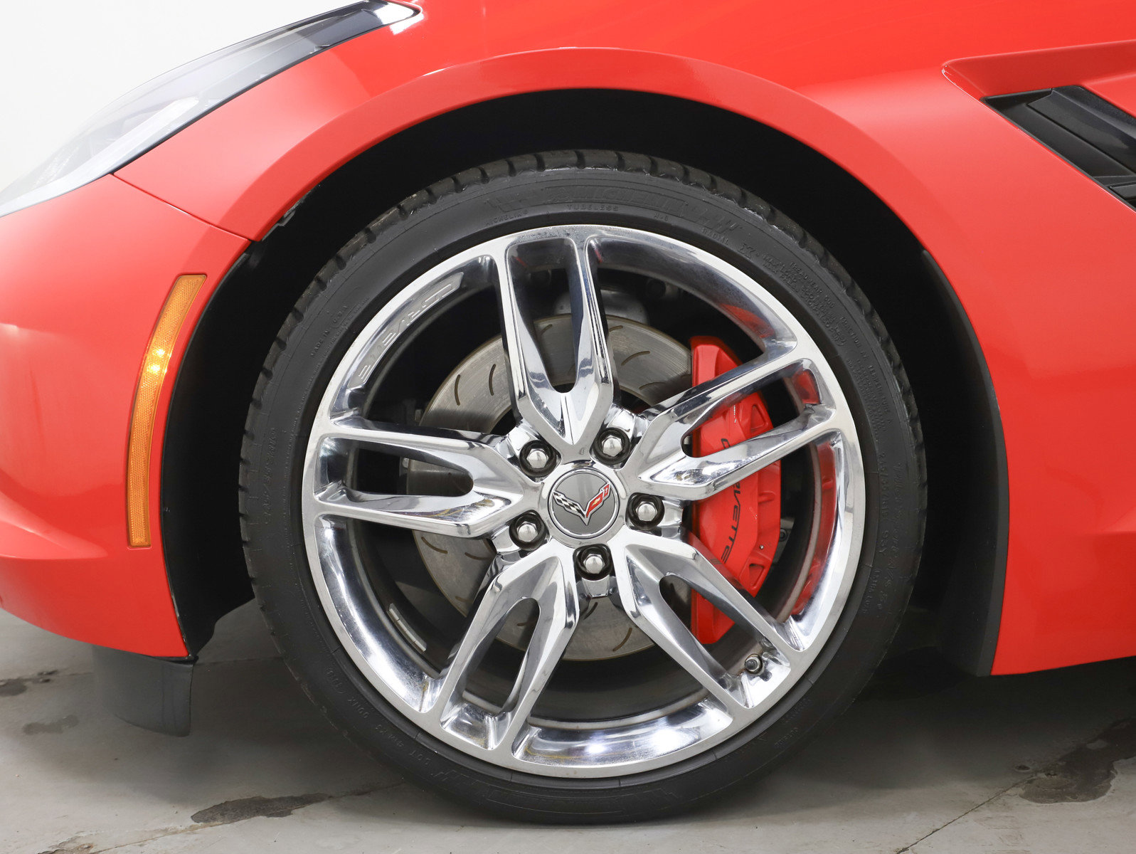 Used 2014 Chevrolet Corvette Stingray Convertible w/ 2LT Preferred Equipment Group RWD image 30