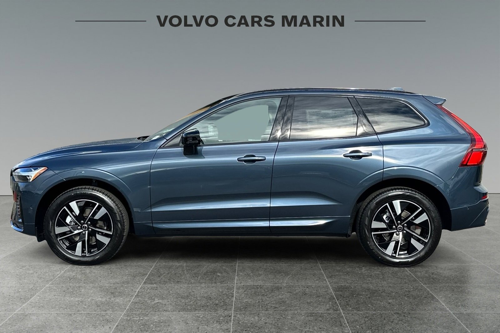 New 2026 Volvo XC60 B5 Plus w/ Protection Package image 5