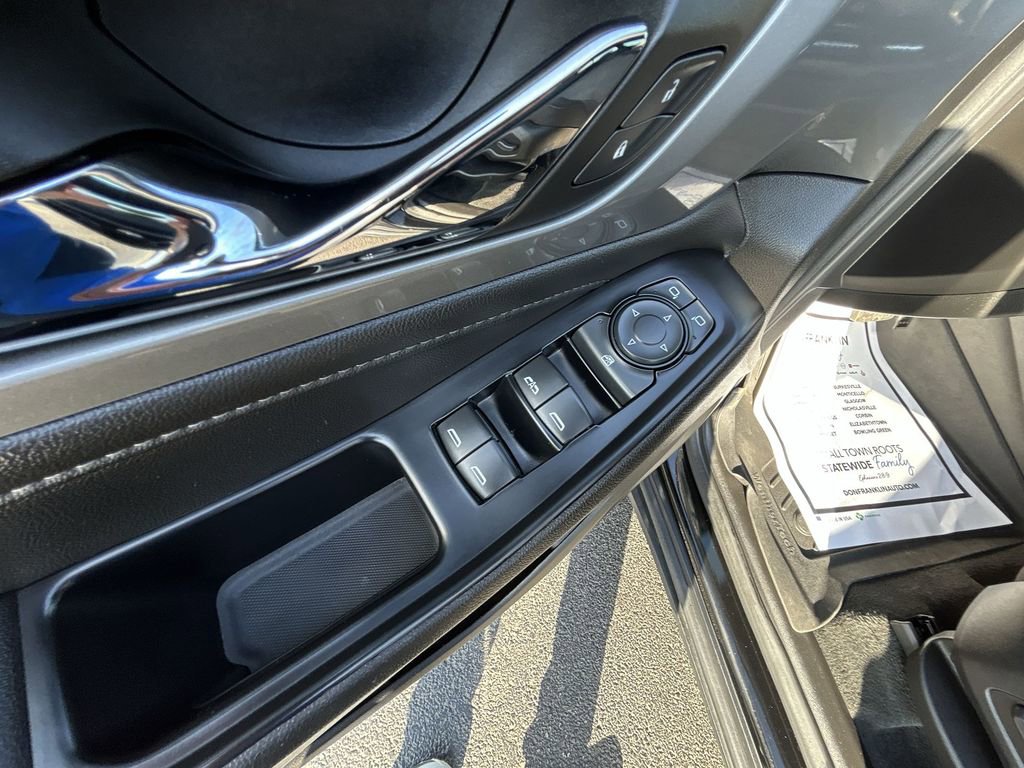 Used 2023 Chevrolet Traverse LT AWD/4WD image 19