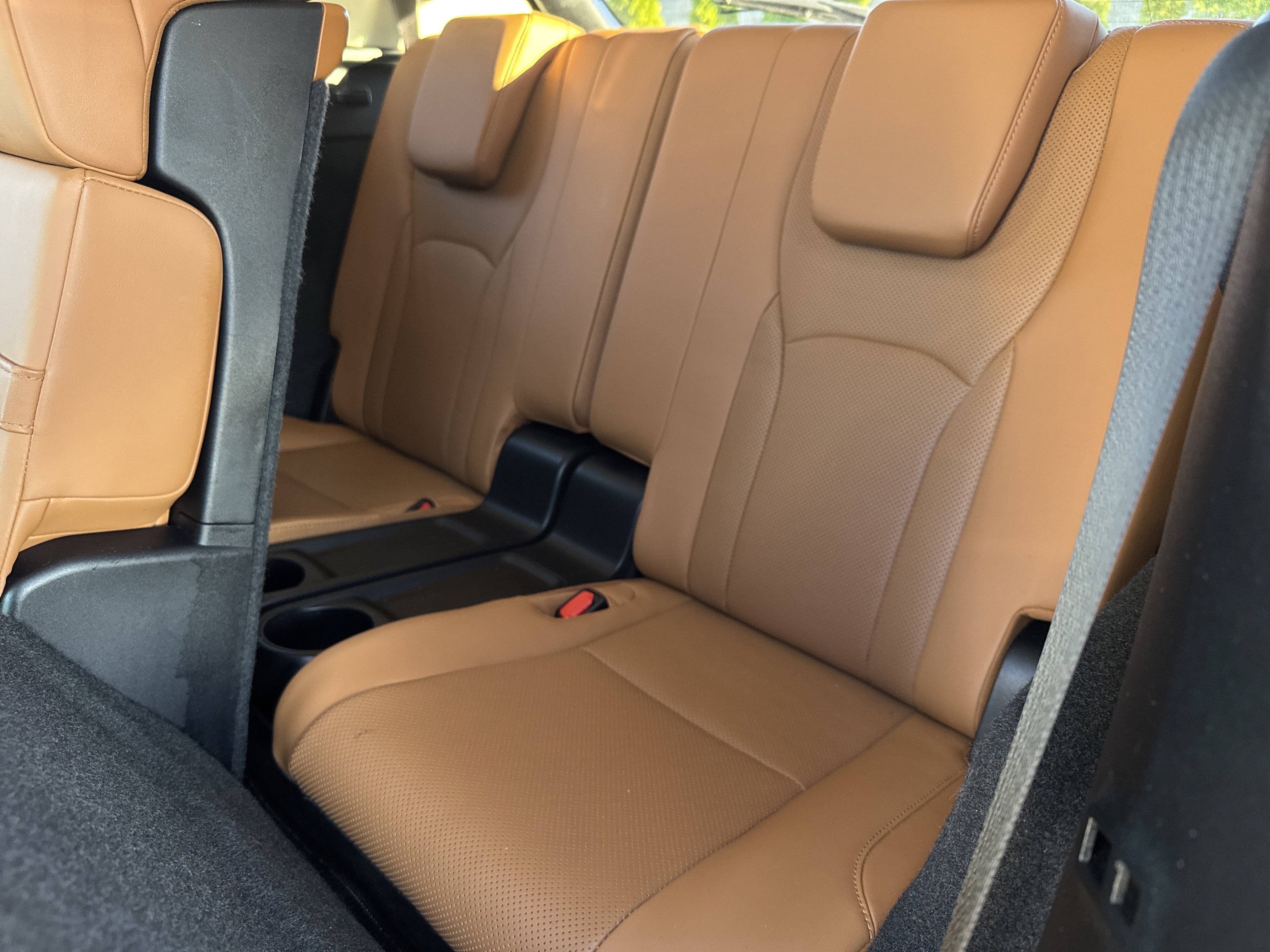 Used 2021 Lexus RX 350L FWD w/ Premium Package image 34