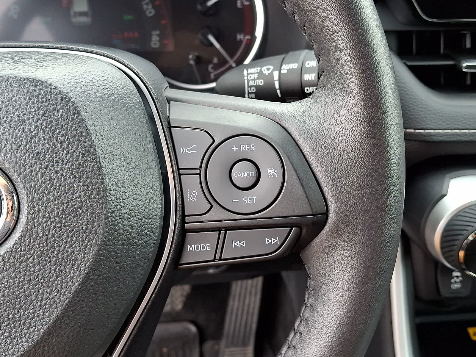 Used 2025 Toyota RAV4 XLE Premium w/ Weather Package FWD image 23