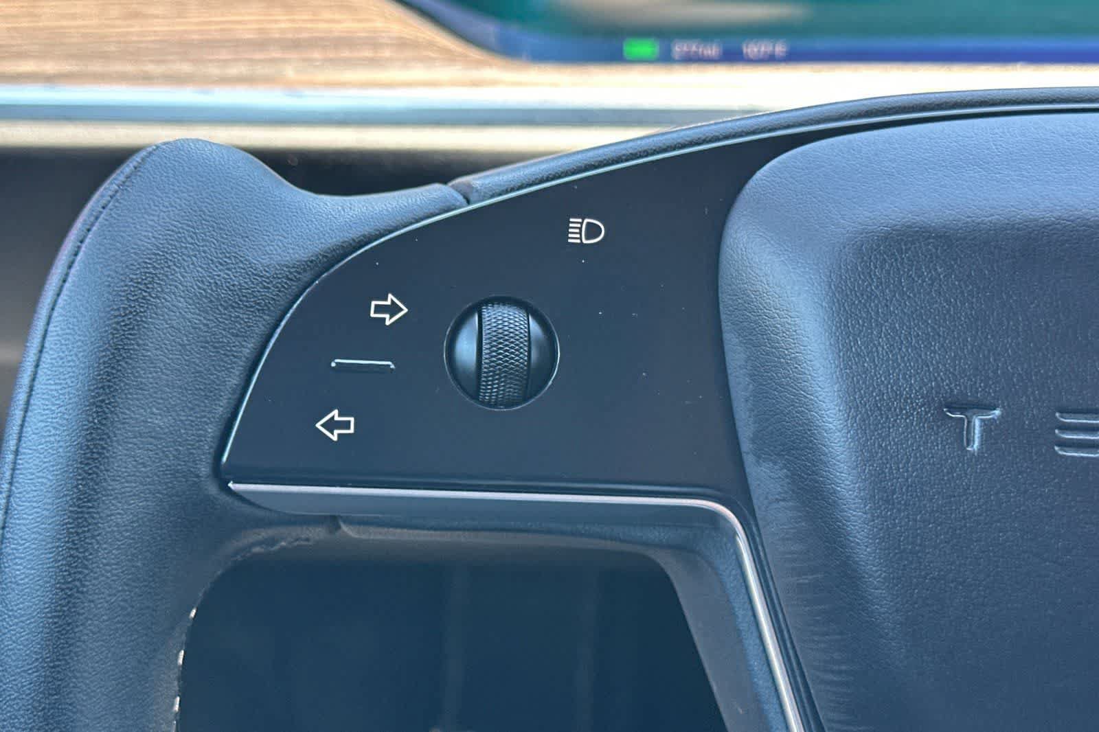 Used 2022 Tesla Model S AWD/4WD image 30