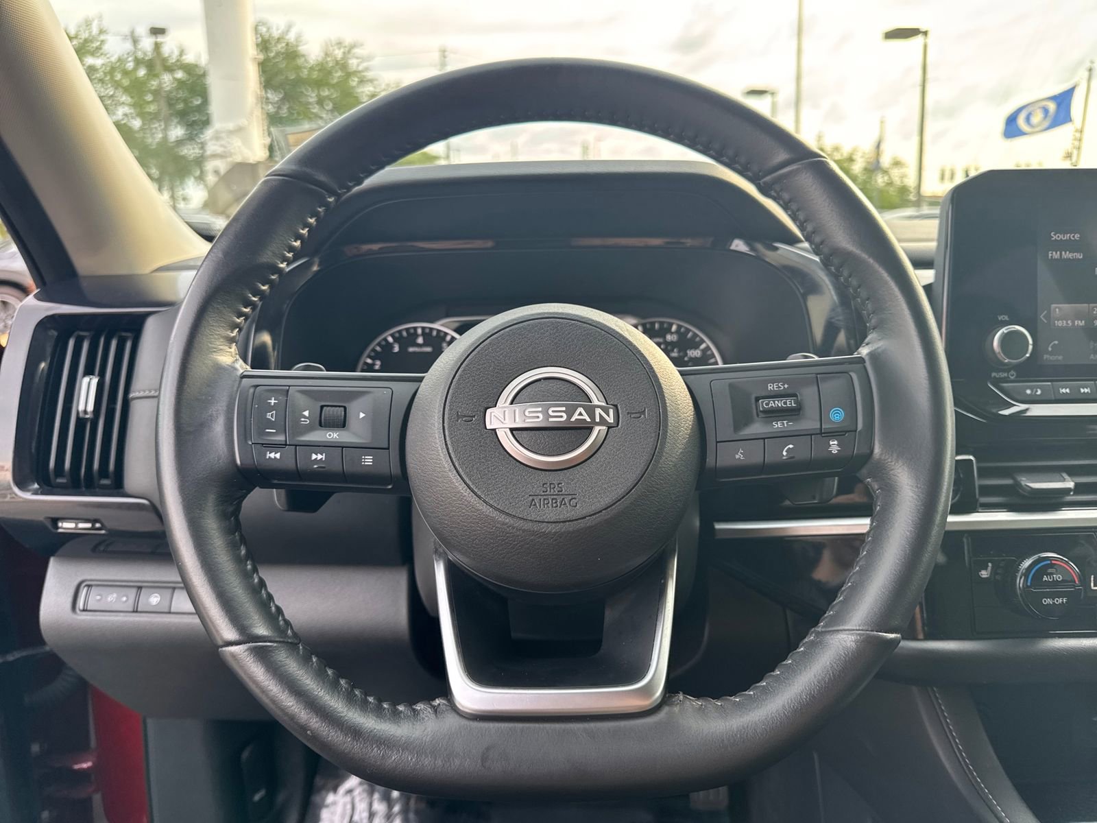Certified 2024 Nissan Pathfinder SV FWD image 14