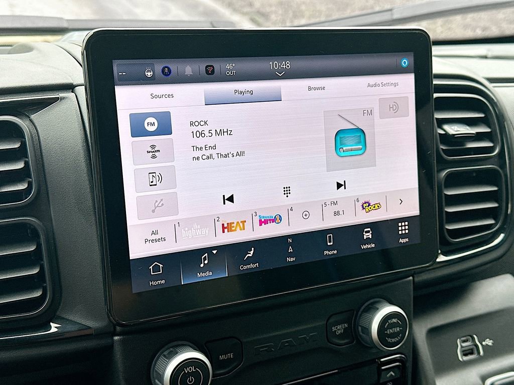 Used 2024 RAM ProMaster 3500 w/ Delivery Van Package image 17