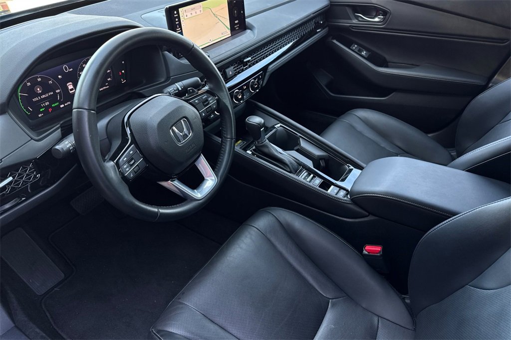 Used 2023 Honda Accord Touring image 10