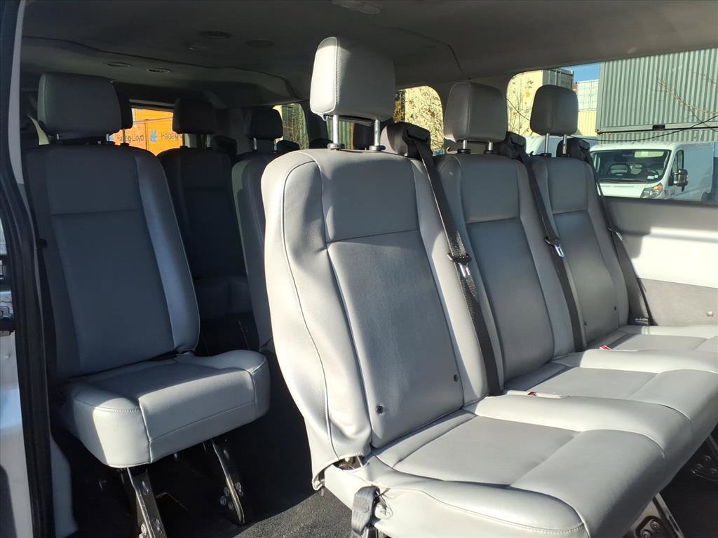 Used 2019 Ford Transit 350 XL image 11