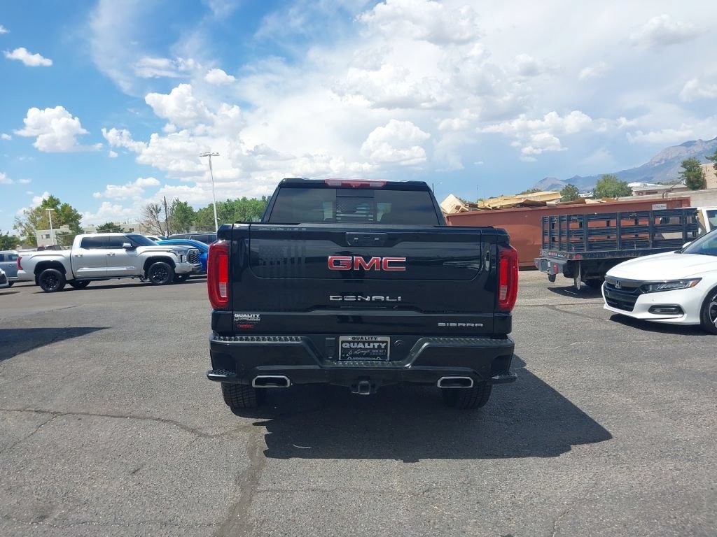 Used 2023 GMC Sierra 1500 Denali AWD/4WD image 6