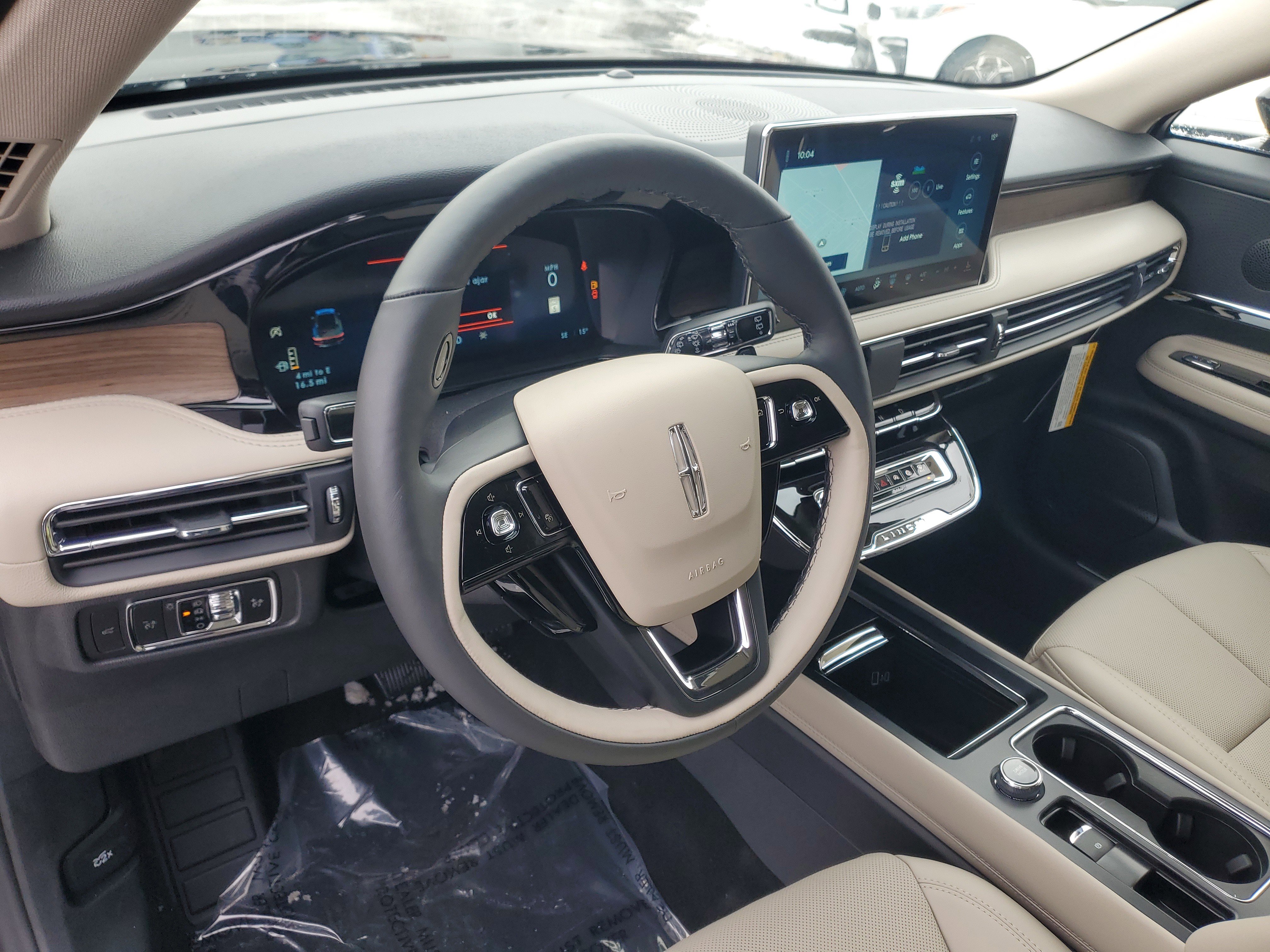 New 2025 Lincoln Corsair Reserve w/ Jet Appearance Package image 12