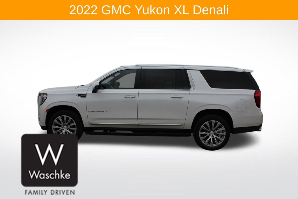 Used 2022 GMC Yukon XL Denali w/ Denali Premium Package AWD/4WD image 4