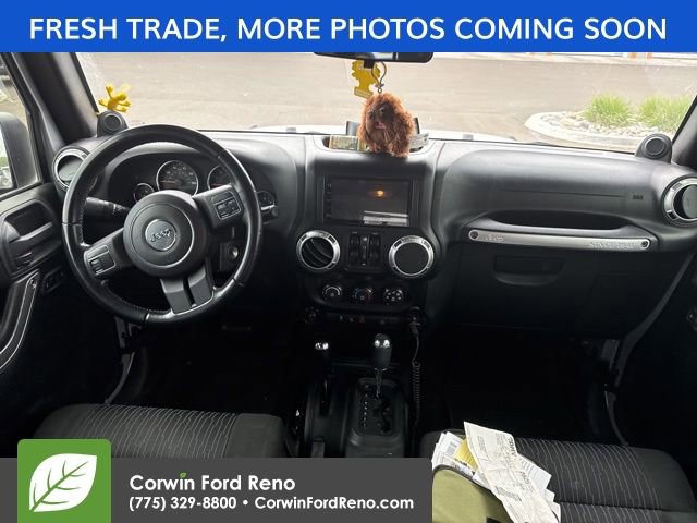 Used 2011 Jeep Wrangler Unlimited Sahara w/ Trailer Tow Group AWD/4WD image 11