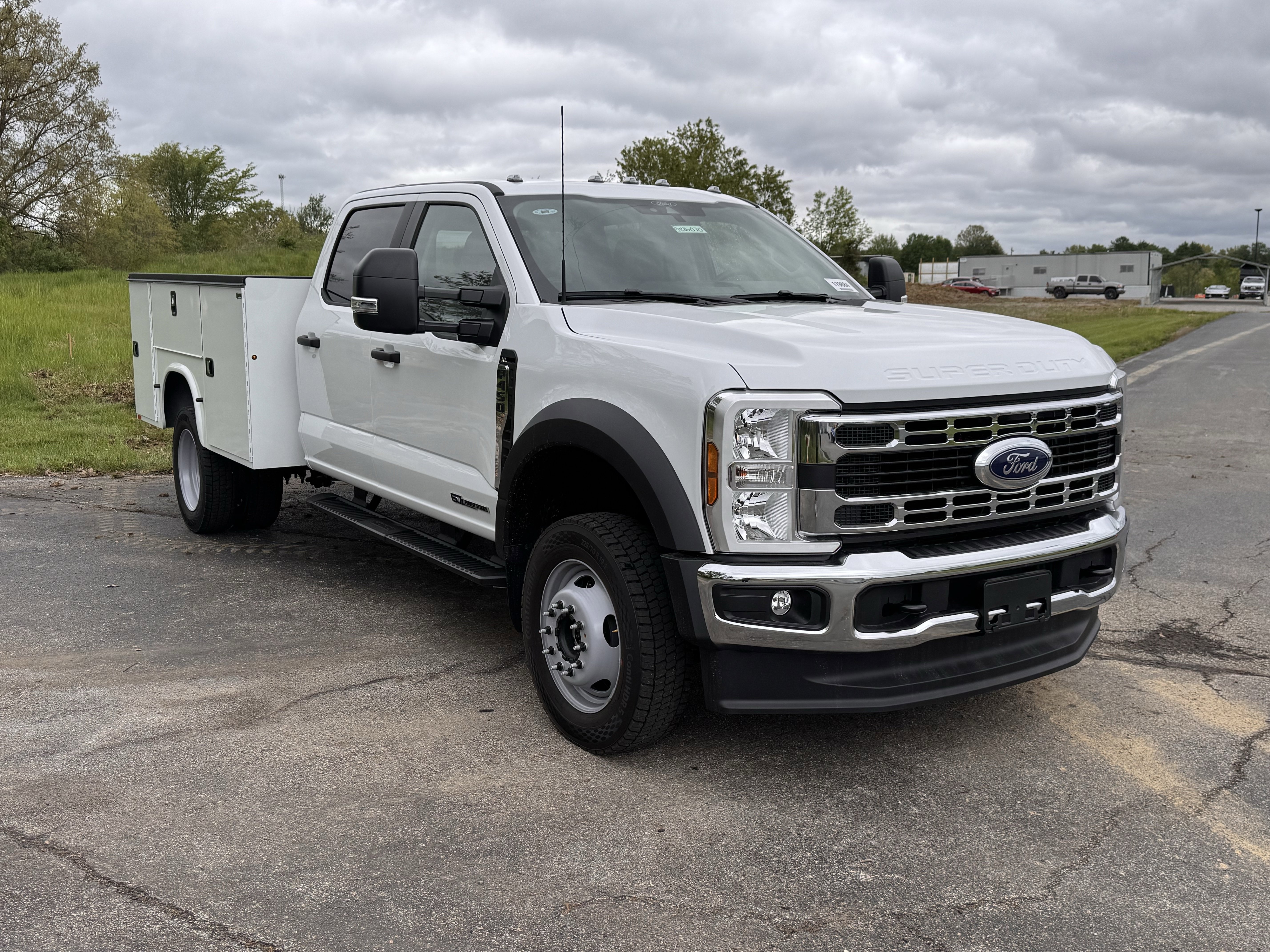 New 2026 Ford F450 XL AWD/4WD image 2